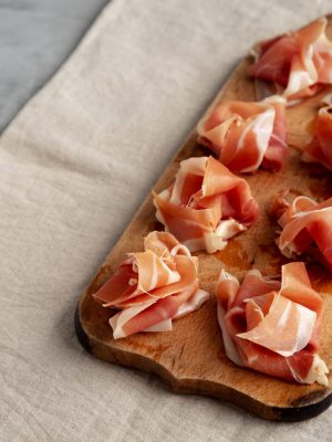 Slices,Of,Appetizing,Jamon,Serrano,Ready,To,Eat,On,A